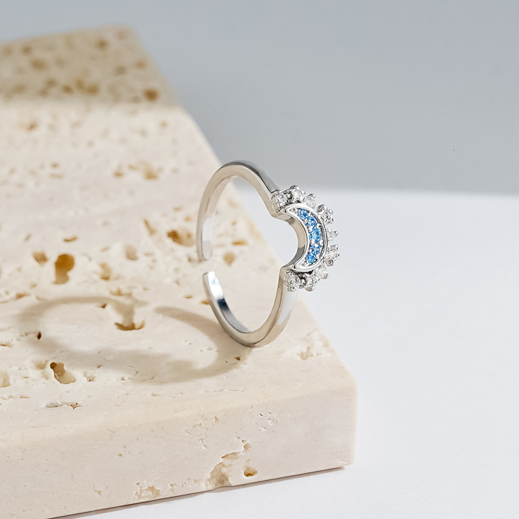 Cross-border European And American Style Simple Design Sun And Moon Stackable Rings For Women Designer Ring With Fashion Ring Diamonds Sun Moon Couple