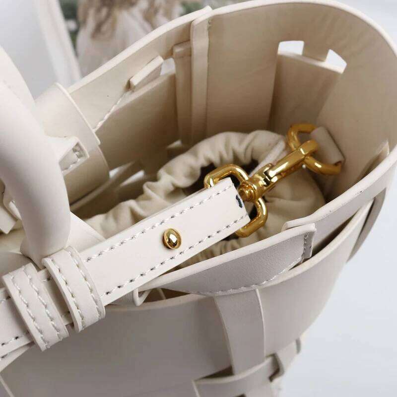 Custom Initials Genuine Leather Tote Bags For Women Luxury Designer Handbags Purses 2025 New In Cowhide Braided Hollow Shoulder