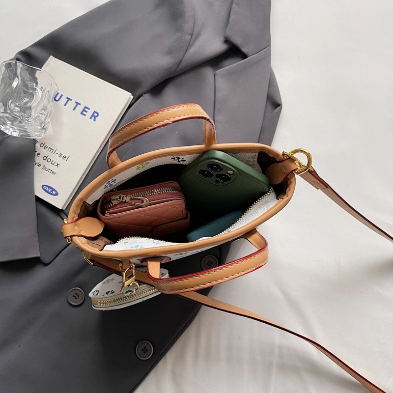 Elegant Handbag for Women Leather Crossbody Bag Famous Designer Popular Classic Shoulder Bag Ladies Tote Bag R251110