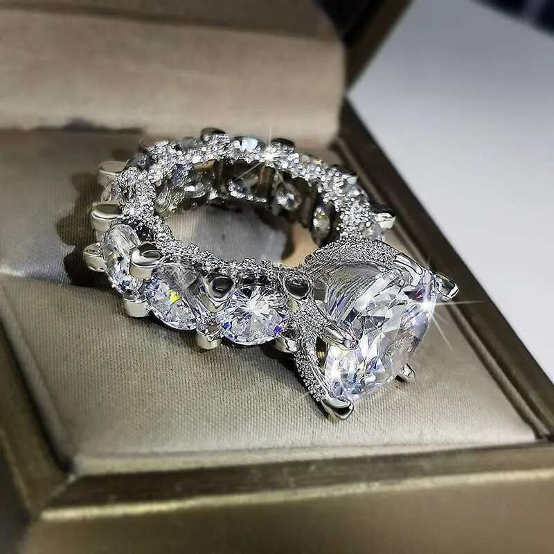 Band Designer Crystal Zircon Rings for Women Accessories Moissanite Ring Valentines Day Gift Jewelry Aesthetic Anillos Mujer J230817