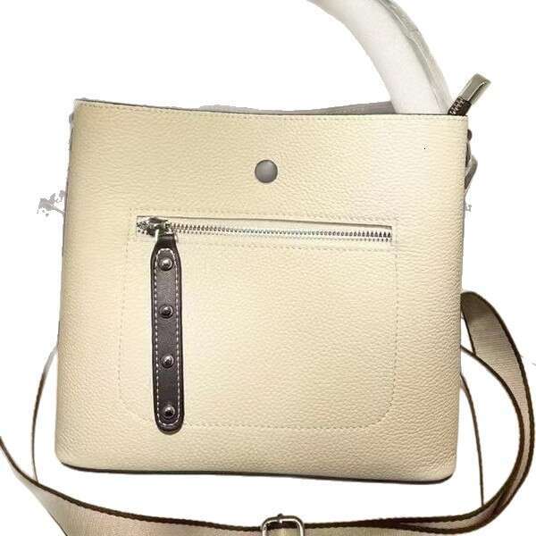 Luxury Bags Designer Genuine Leather Shoulder Bags Women's Large Capacity Totes Bucket New Beach Bags High Quality Texture Cross Body Bag