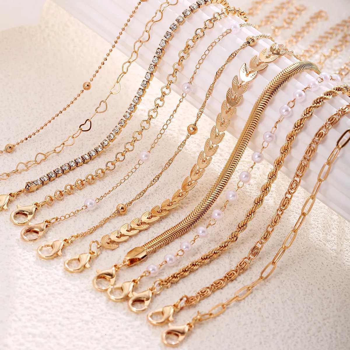 Bohemian Multi-layer Stacking Bracelet Fashion Flat Snake Chain Rhinestone Claw Chain Bracelet Set Womens Retro Party JewelryT251110