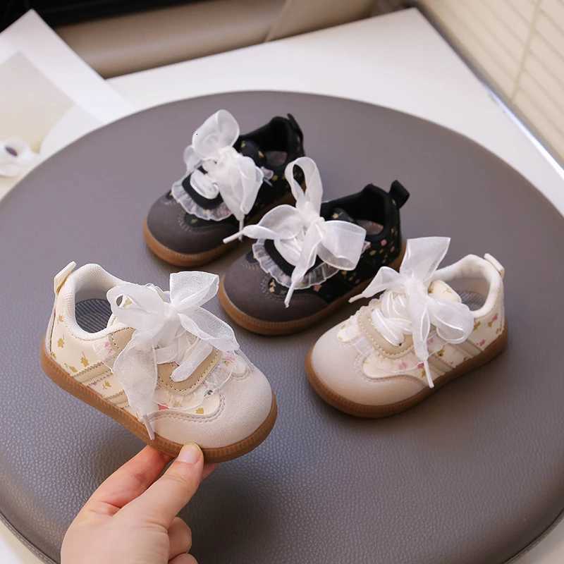 Baby Girls Sports Shoes with Sweet Lace Bows Kids Casual Shoes Princess Style 2025 Autumn New Baby Walking Shoes Size 16-26T251110