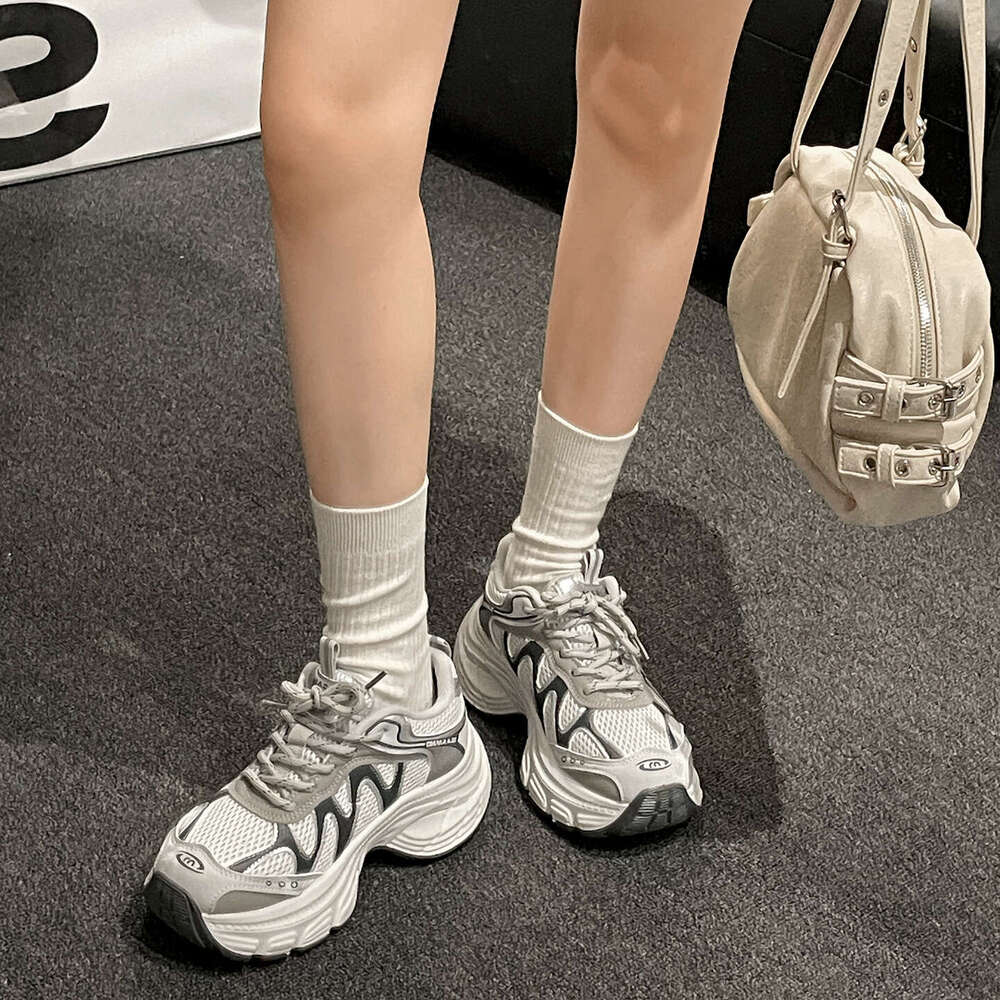 Petite Height-Increasing Retro Thick-Soled Dad for Women 2025 New Autumn Casual Soft-Soled Lightweight Sports Shoes