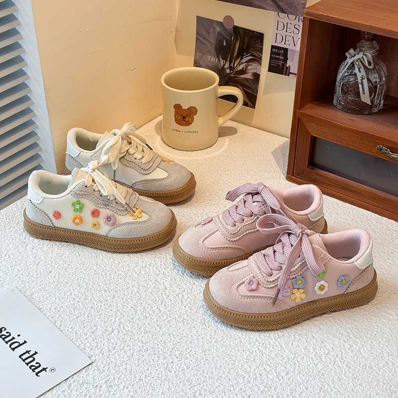 Girls Sneakers 1-18 Years Old Flowers Breathable Girls Board Shoes Four Seasons Hundred Non-slip Childrens De Training ShoesT251110