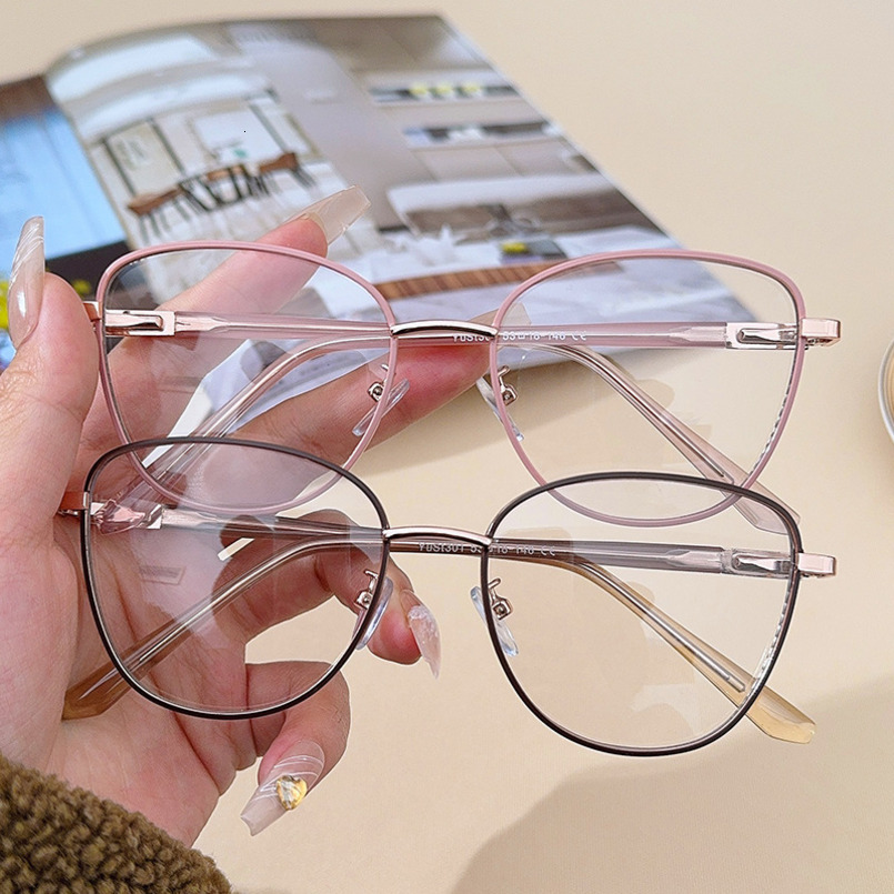 Cross-Border Wholesale Fashion New Style Non-Prescription Retro Color-Changing Blue Light Blocking Metal Frame Optical Glasses