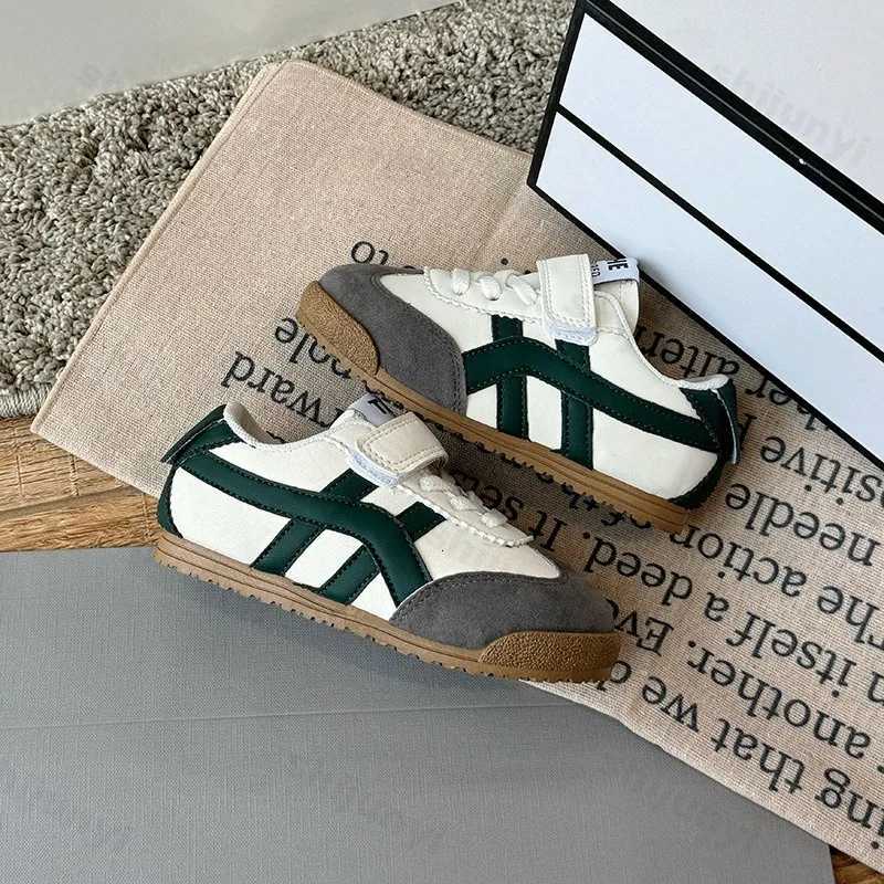 Childrens Sports Shoes 2025 Summer Baby Flat Bottom Fashion Non Slip Girls Boys Fashion Running Shoes Kids Casual SneakersT251110