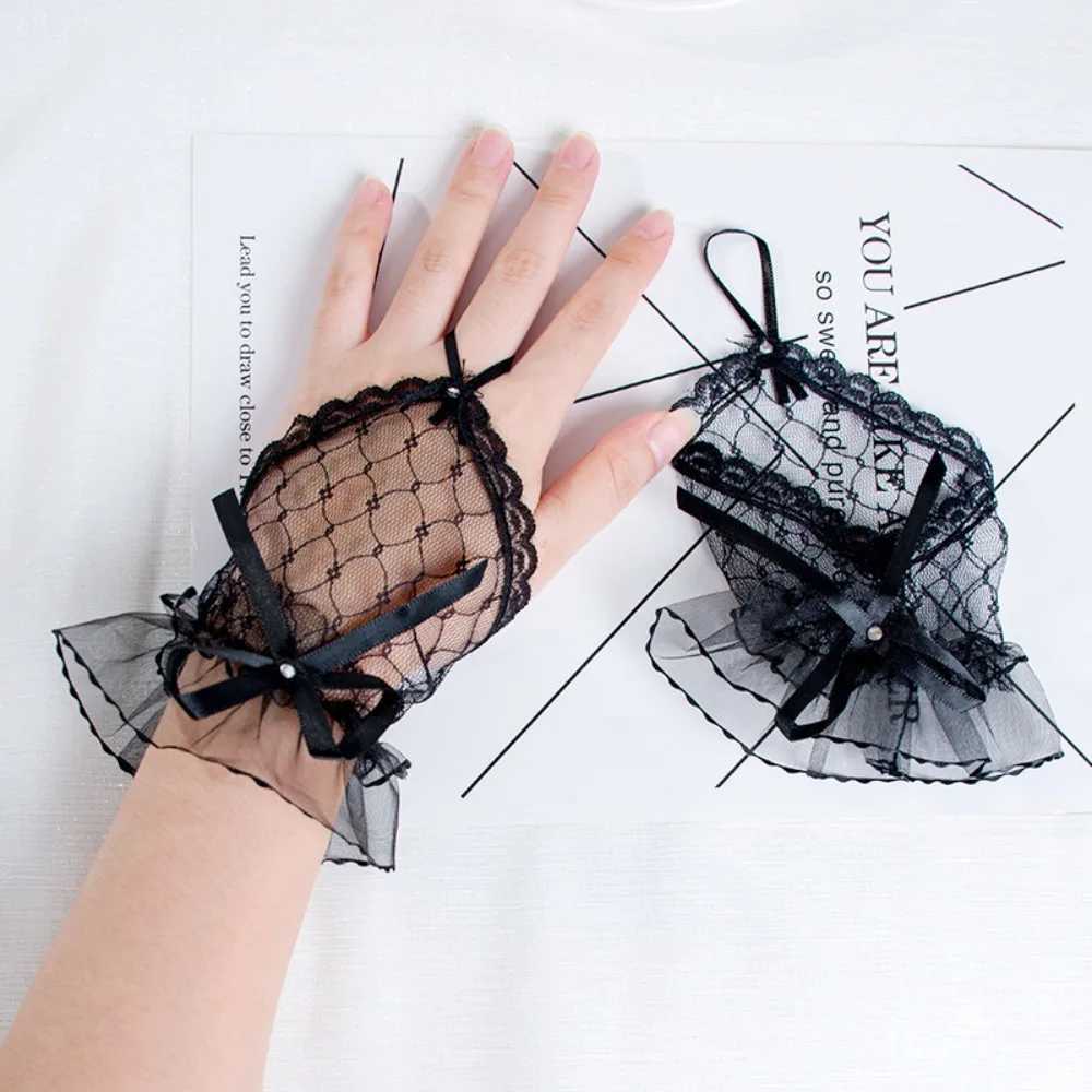 Gothic Short Black Gloves Female Harajuku Lace Bridal Wedding Halloween Lolita Dress Net Gauze Bow Hand Sleeve Fishnet Gloves L251110