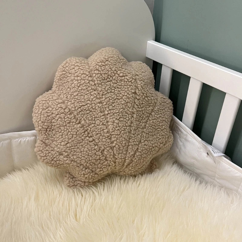 Cute Plush Shell Shape Baby Pillow born Pography Props Posing Pillow Cute Furry Cushion for Baby Studio Po Shooting 251104