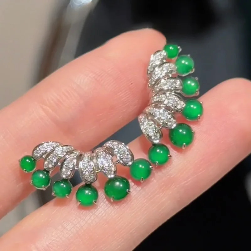 Jade stud earrings for womens China jade gemstone green exquisite earrings accessories 250407