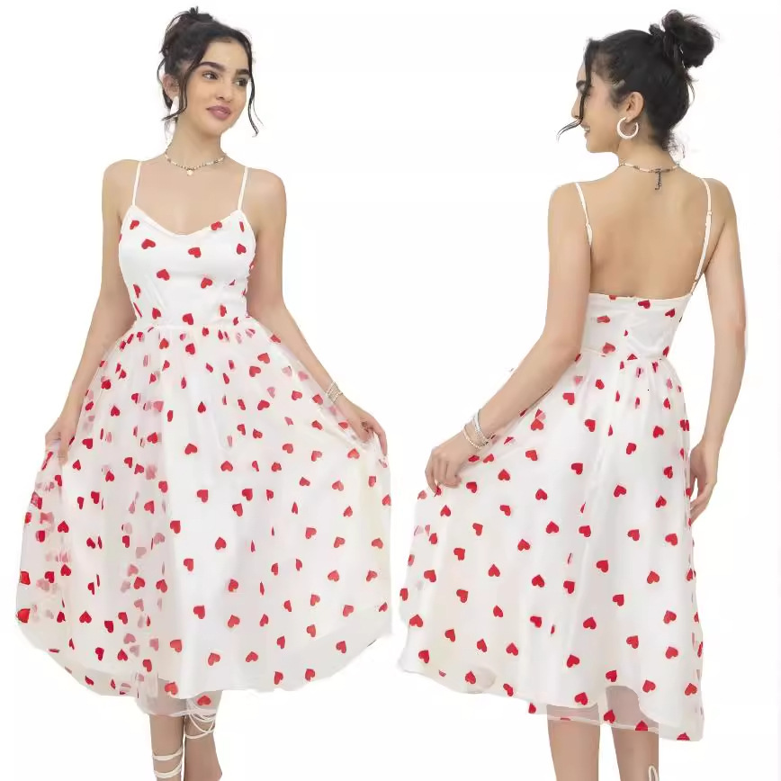 New French style niche exquisite heart peach plush mesh sweet dress slim and fashionable suspender skirt