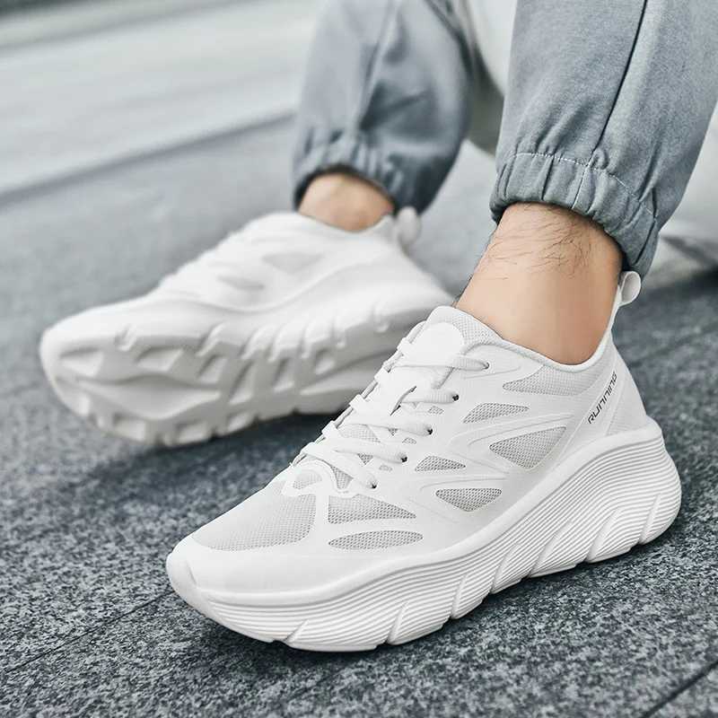 Marathon Men Running Shoes High Quty Lightweight Mesh Thick-soled Mens Shoe Sports Shoes Fashionable Lace Up Casual SneakersC250410