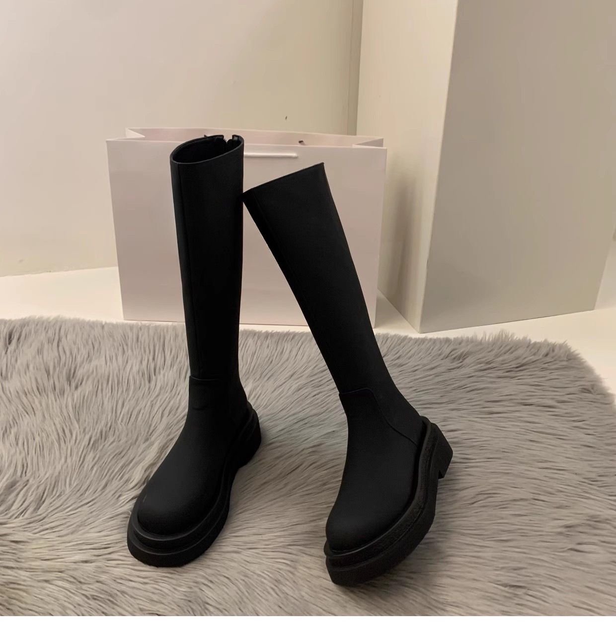 New style thick soled high top boots suitable for women, petite, tall and slim, knee high riding boots, designer shoes, snow boots