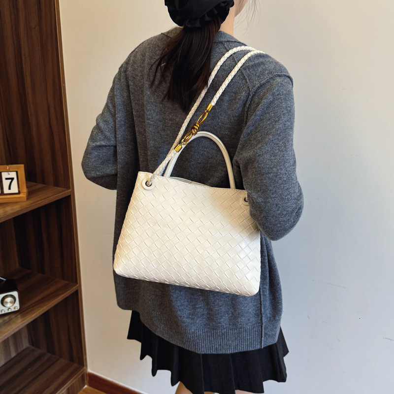Designer Bag Cross-border Large Capacity Designer Handbag Bag For Women 2025 Woven Bag Commuter Versatile Luxury Handbag Fashion Casual Shoulder Cross