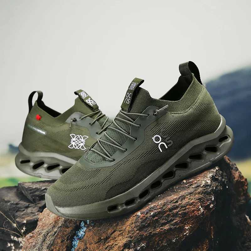 Mens Casual Shoes Performance Running Shoes Sneakers that combine breathability softness and responsivenessC250410