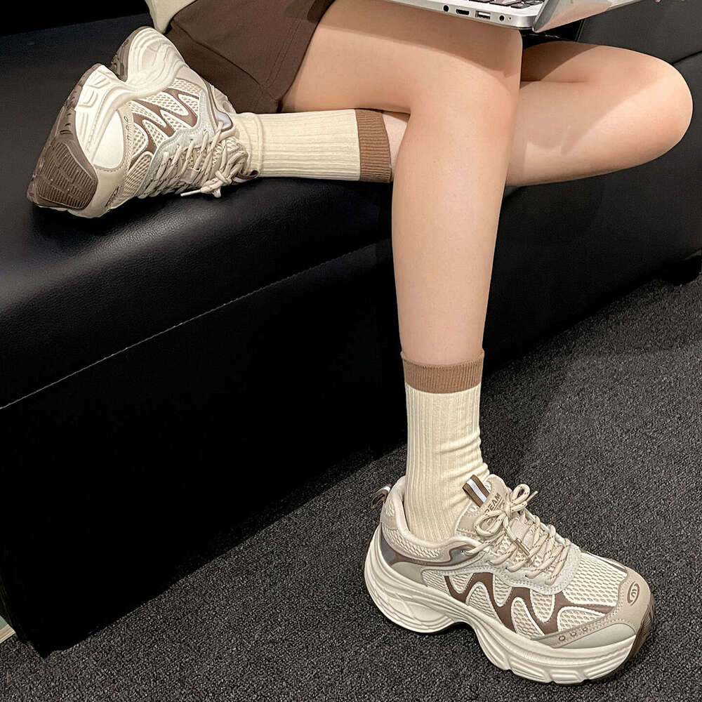 Petite Height-Increasing Retro Thick-Soled Dad for Women 2025 New Autumn Casual Soft-Soled Lightweight Sports Shoes