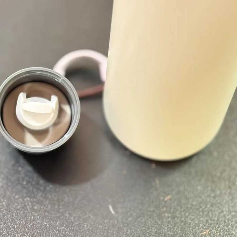 Fashionable cup aron simple large-capacity handheld sports bottle stainless steel insation water cup outdoor portable accpanying Y251110