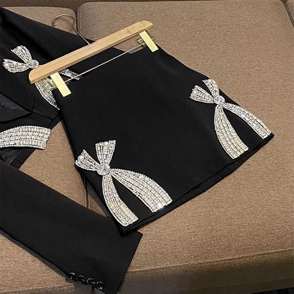 Pearl RhinESTone Short Blazer Sexy Mini Skirt Women BlaCK Fashion Casual Party Suit 2Pcs Lady Set Autumn Winter New W251110