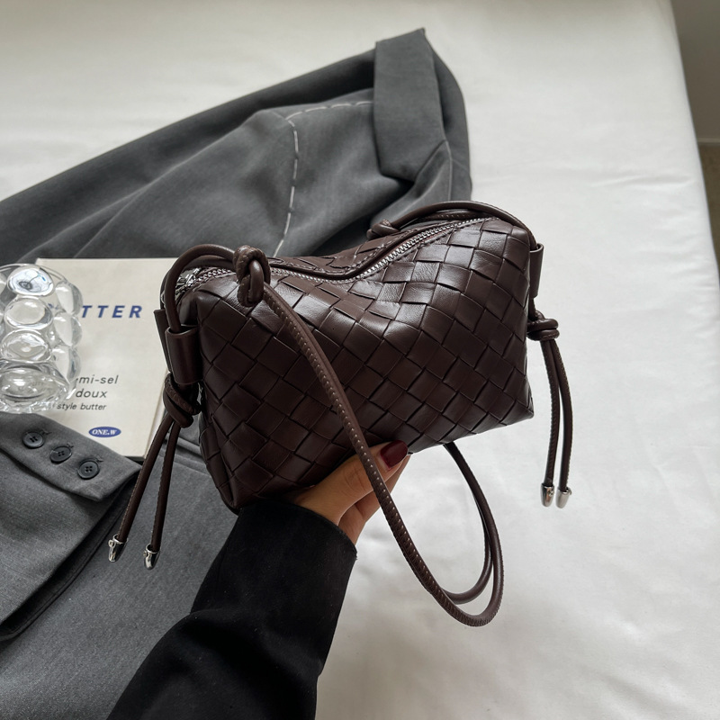 Fashion Trend Pillow for Women Summer Korean Version Simple Versatile Shoulder Niche Casual Crossbody Bag