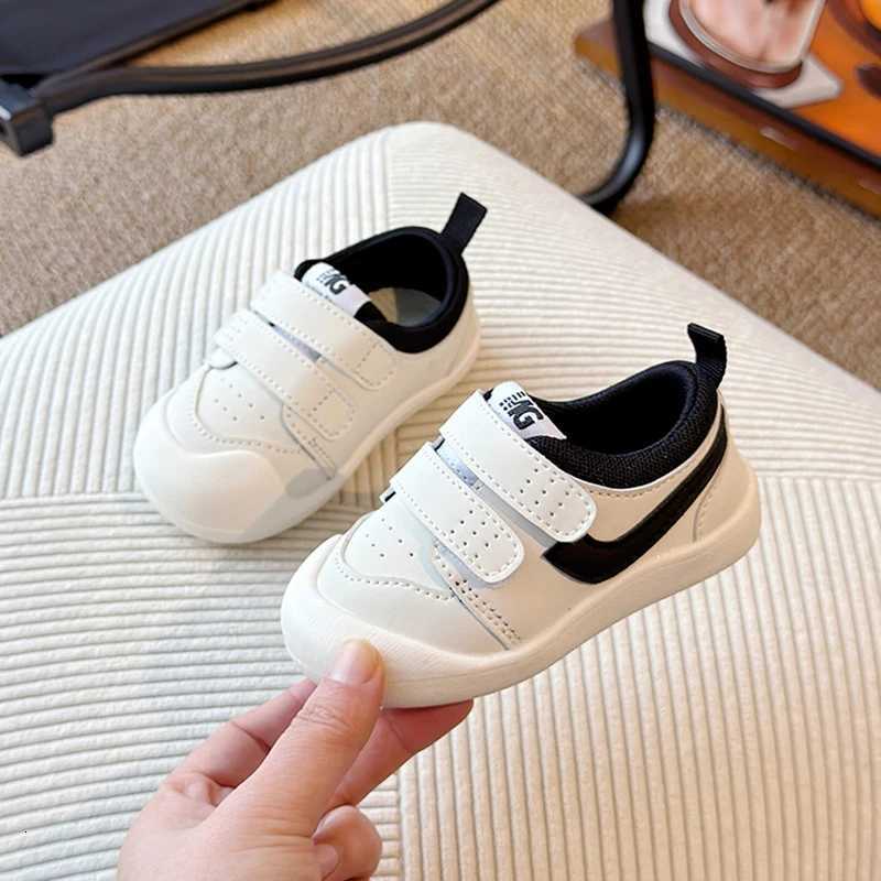 2025 spring autumn new fashion kids Comfortable sports shoes boys girls easy to wear anti slip indoors outdoorsT251110
