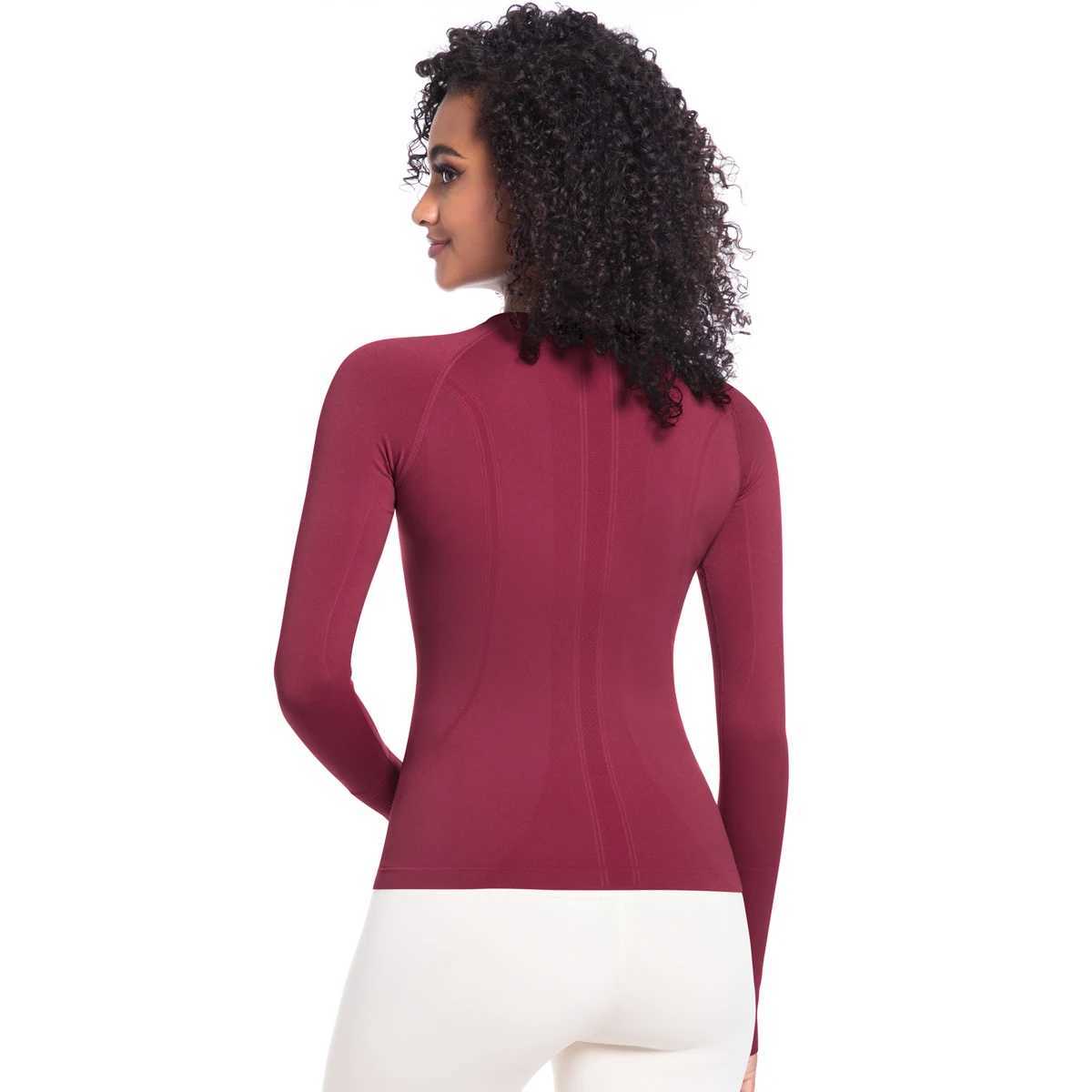 Womens long sleeved running sweatshirt breathable gym sweatshirt womens sportswearXJ250410