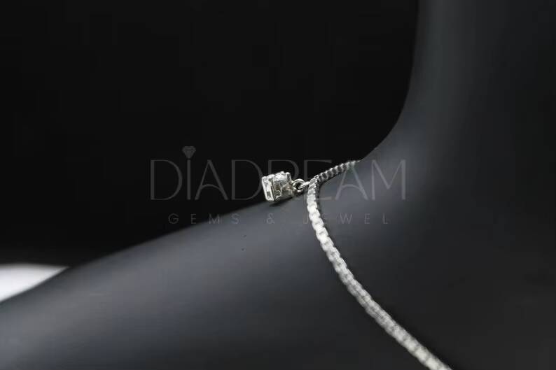 Ultra Luxurious 925 Sterling Silver Minimalist Anklet Single Moissanite Diamond Dainty Handmade Jewelry for Everyday Use