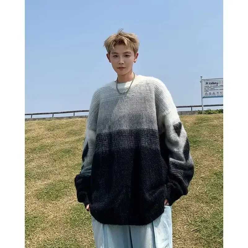 Fashion Loose Casual Knitted Sweater Unisex Autumn Winter Fashionable Versatile Lazy Style Couple Matching Crew Neck Pullover Top Y251110