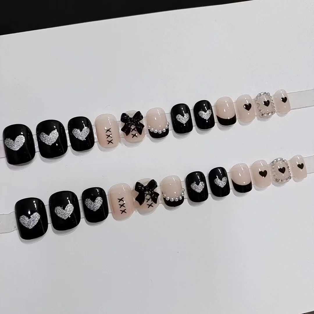Short French fake nails black bow design pressed to the nail tip with sparkling love patterns girls artificial nail tips 24 pieces W250410