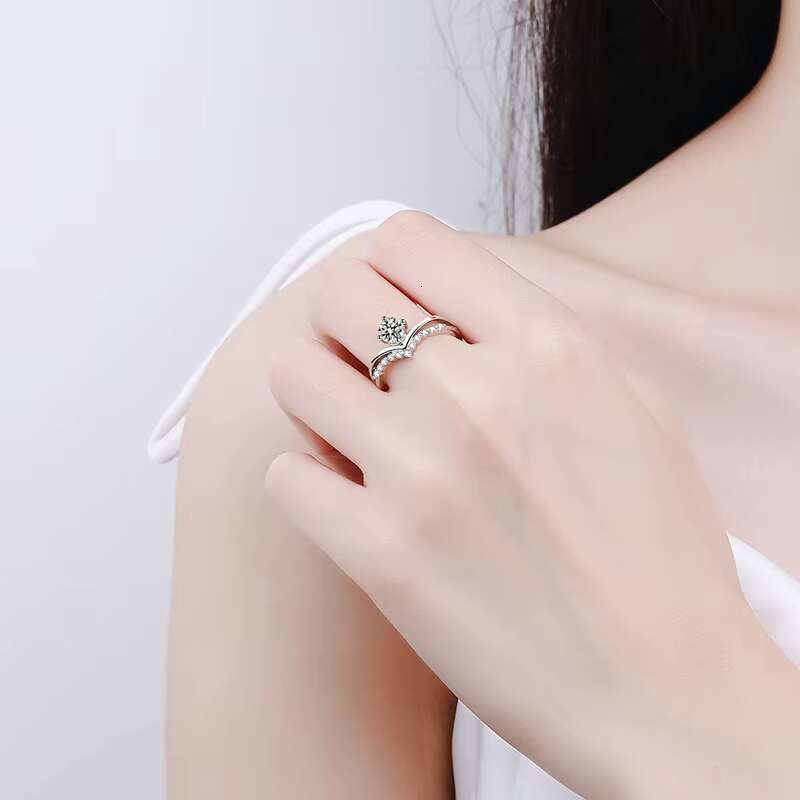2024 New Cross-border Trend Rings Jewelry Women Creative Design Moissanite Ring Light Luxury 925 Sterling Silver Rings