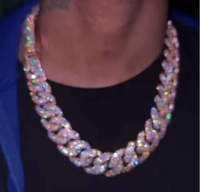 New Arrival Rapper's Hip Hop Jewelry 22mm Sterg Sier 5 Rows VVS Moissanite Iced Out Thick Cuban k Chain Necklace
