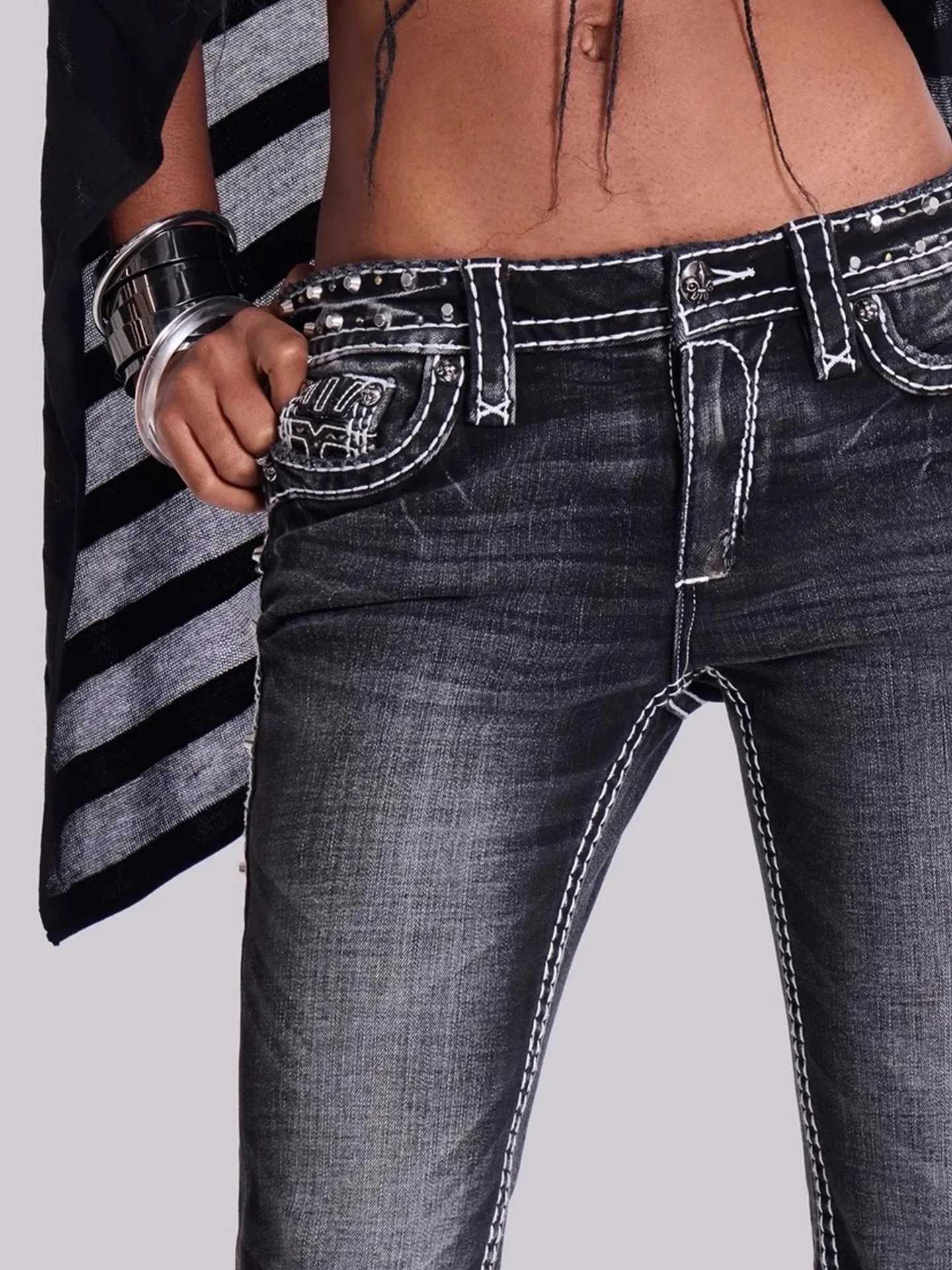 Women Vintage High Street Low Rise Flared Jeans 2025 Autumn Bell Bottom Y2k Goblin Core Harajuku Skinny Denim Pants Streetwear C251110