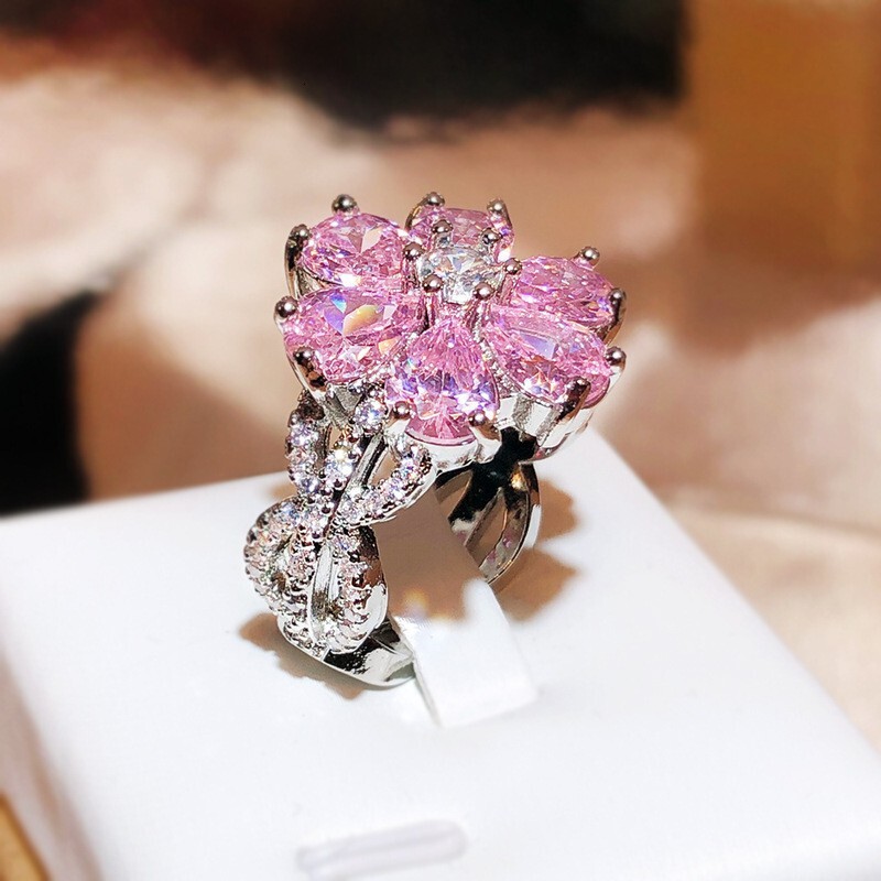 Designer Ring Cross Border Hot Selling Light Luxury Fashion Ring Pink Heart Zircon Ring Women's Sweet And Super Bright Pink Diamond Flower Ring J