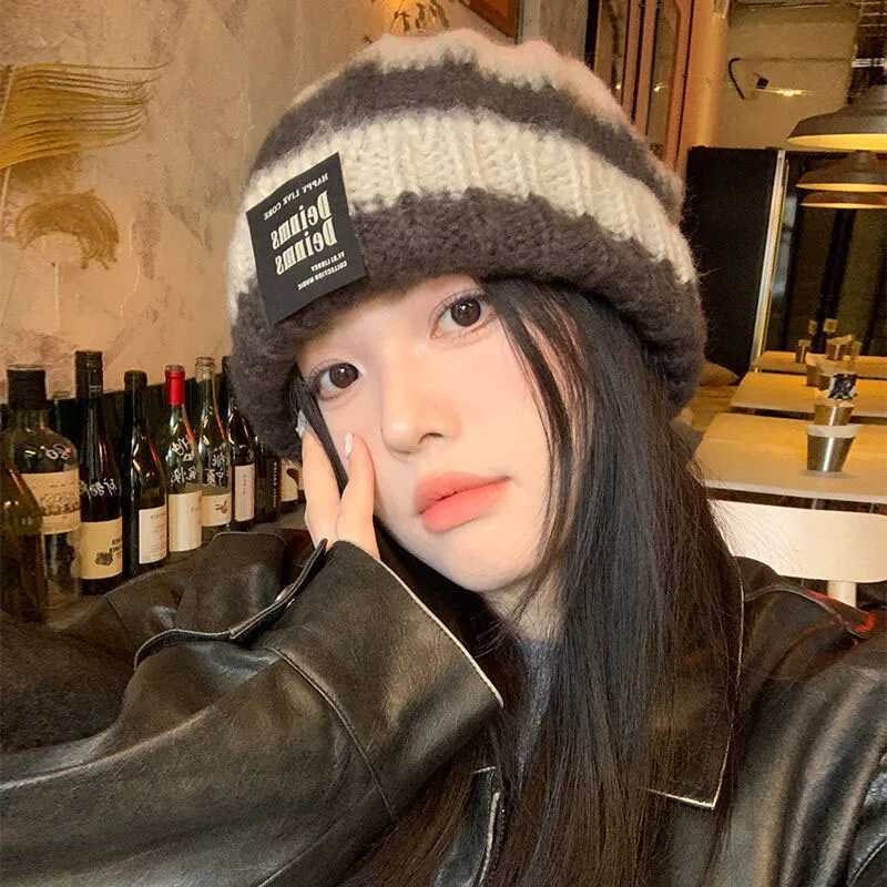 RICYGVM Fashion Stripe Knitted Hat For Women Ear Protection Skullies Cap Unisex Winter Warm Crochet Bonnet Thicken Woolen BeanieXJ251110