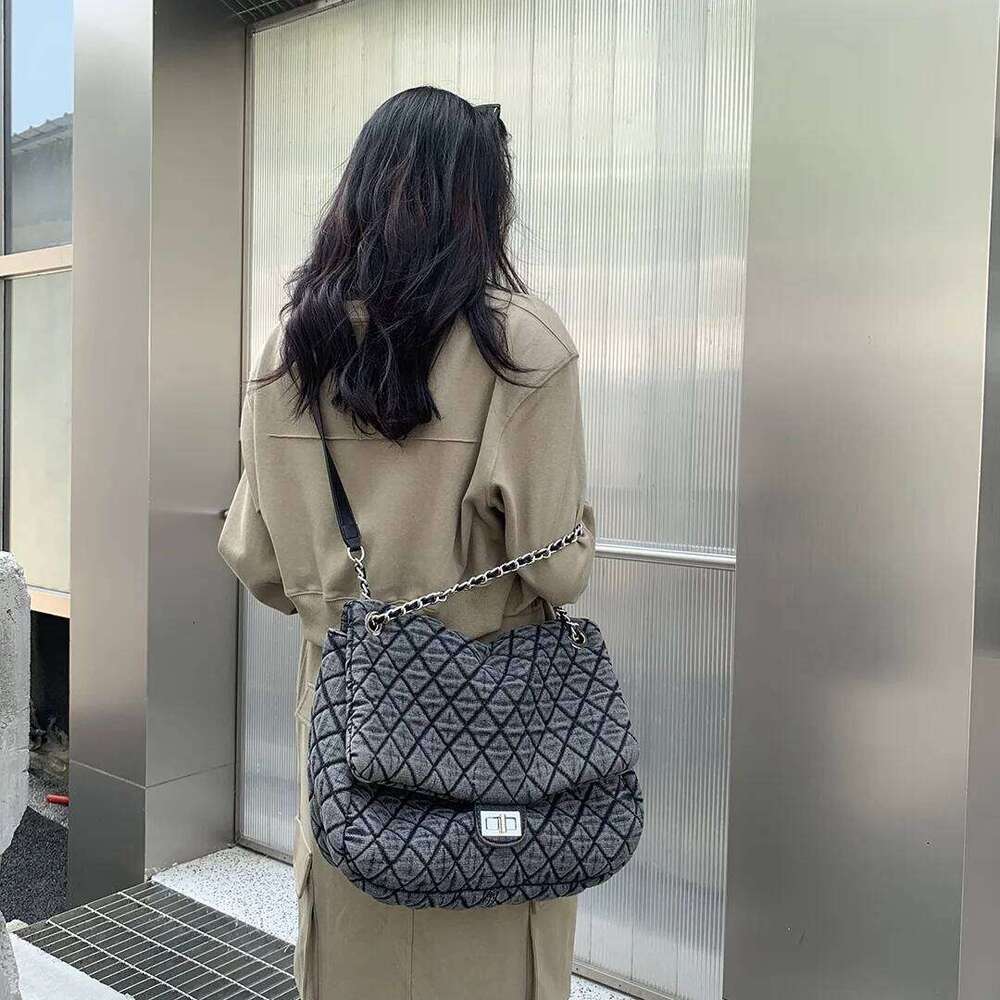 designer bag tote bag Embroidered lattice wash cloth large capacity leisure shoulder rhombus middle chain crossbody bag
