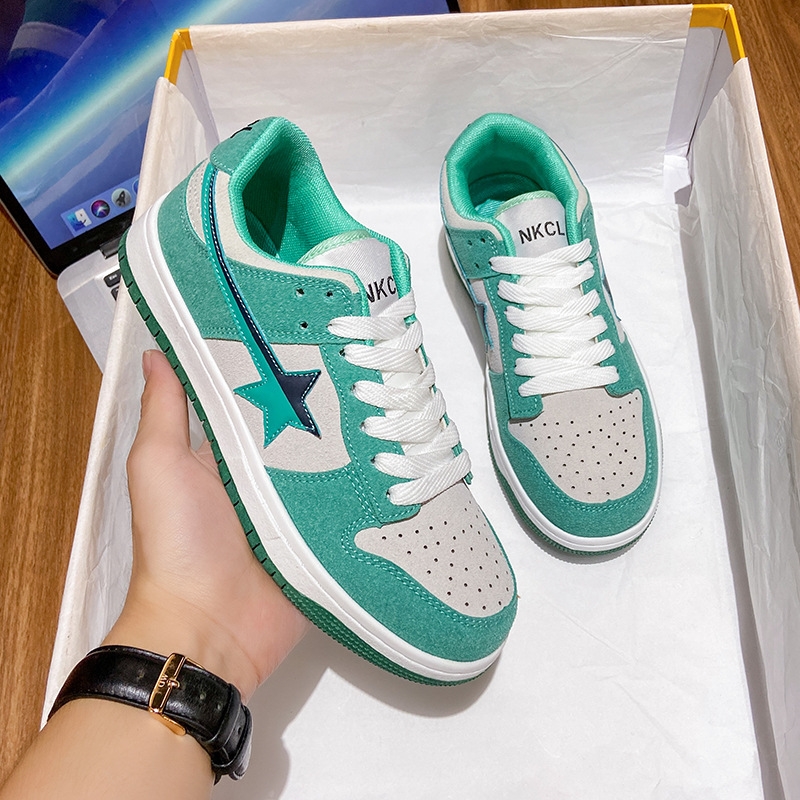 Free shipping chaussures New Fresh Green Girl Heart Meteor Board Shoes with Female Star Design Appearance Sports Shoes