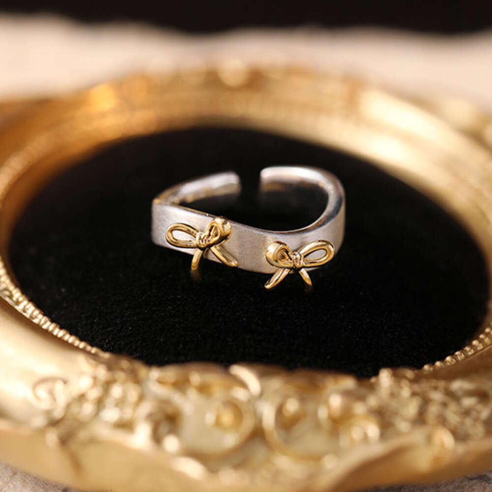 Brushed Gold and Silver Color-Block Bowknot for Women, Ins Style, Minimalist Luxury, High-End Niche Design, Unique Ring