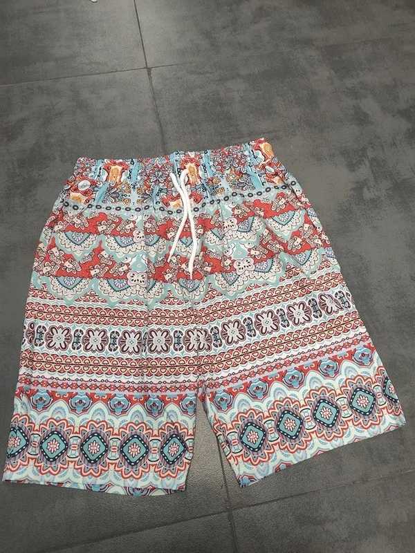 Ropa Hombre 2022 Summer New Mens Shorts Casual Printed Lace Mens Shorts Beach Vacation Mens Clothing X250410