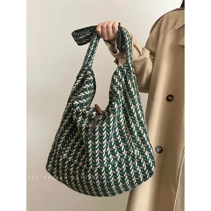 Korean retro woolen plaid canvas bag womens 2025 large capacity tote commuting single shoulder crossbody 251110