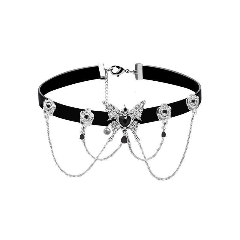 Original Personality Butterfly Black Heart Sweet Cool Spicy Girl Choker Necklace Dark Style Leather Collarbone Chain