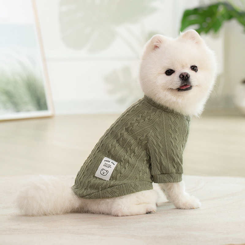 Free shipping Pet Supplies Dog Coats Jackets Autumn Winter New Pet Solid Color Knitted Sweater Fashion Small Medium sized Dog Cat Clothes