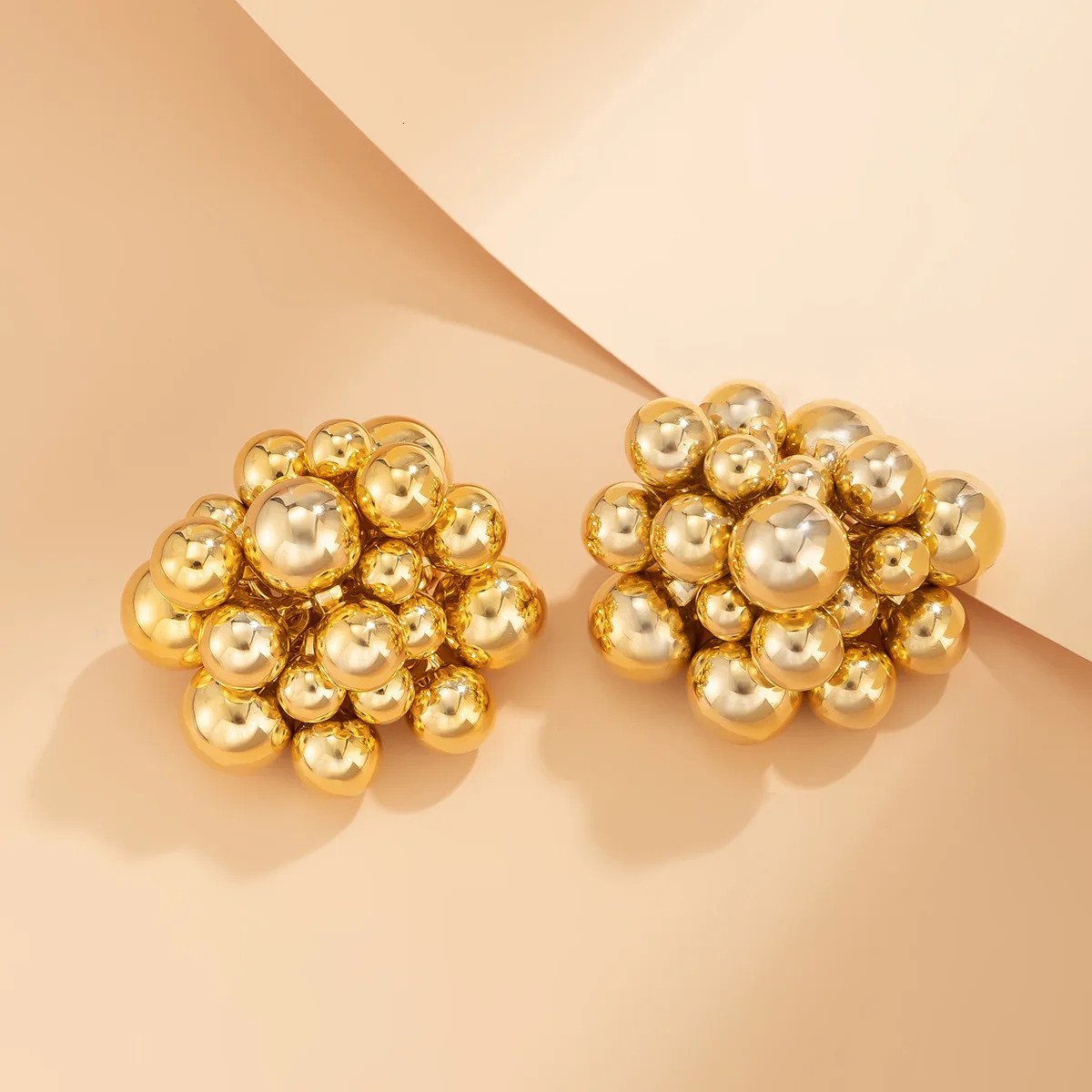 Fashion metal geometric beaded earrings for women exaggerated -selling bead earrings versatile 250409