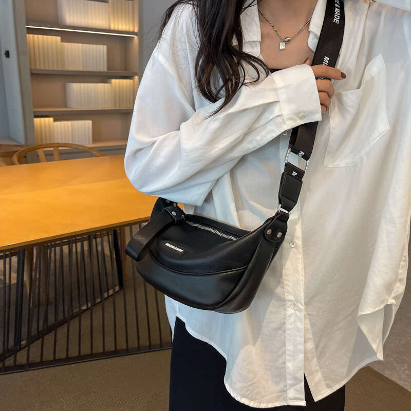 This Year's Trending Hot Item Niche Bags New Women's Fashion Super Popular Crossbody Korean Style Versatile Dumpling Bag