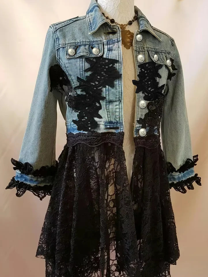 Collar denim jacket womens lace hook flower hollow splicing work edge hole denim jacket autumn streetwear denim jacket 250409