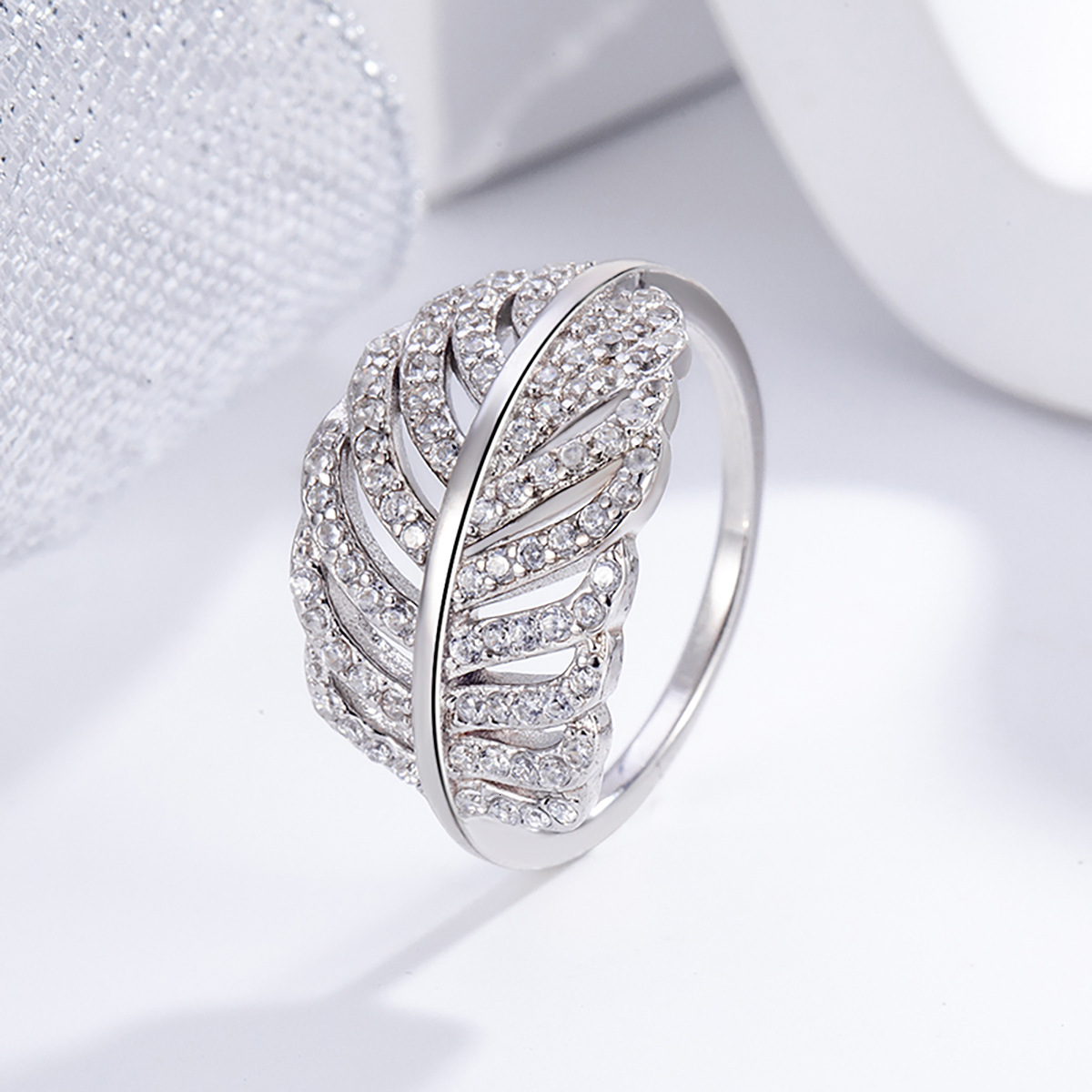 Light Luxury S925 Sterling fashion ring Silver Full Diamond Feather Ring Designer Ring Women's Designer Zircon Leaf Ring Wholesale Cross-Border