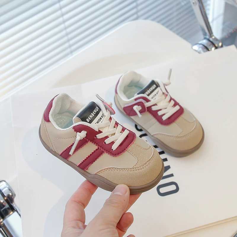 2025 Boys And Girls Canvas Fashion Shoes Childrens School Performance Shoes Children Biscuit Bottom Breathable Kids ShoesT251110