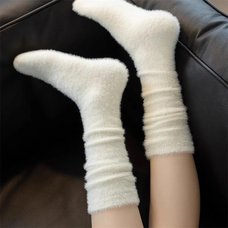 Mink Velvet Calf Socks for Women Autumn Winter White Black Thicken Warm Hairy Plush Socks Sleep Bed Floor Home Fluffy Stockings 251106
