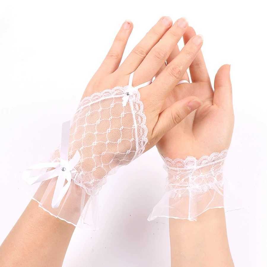 Gothic Short Black Gloves Female Harajuku Lace Bridal Wedding Halloween Lolita Dress Net Gauze Bow Hand Sleeve Fishnet Gloves L2511101