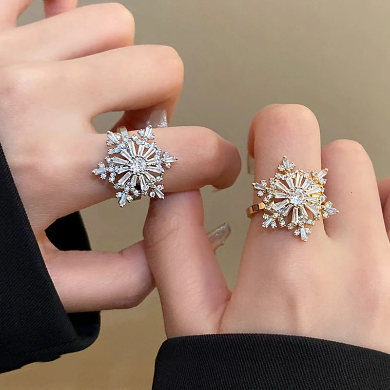 Shining Zircon Rotatable Snowflake Adjustable Ring for Women Elegant Personality Charm Accessories Party Wedding 251110