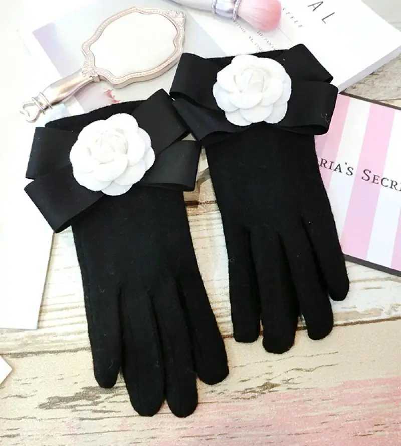 Cashmere Winter Gloves Bowknot Camellia Cashmere Womens Gloves Fashion Korean Style Warm Touch Screen Gloves A386 L251110