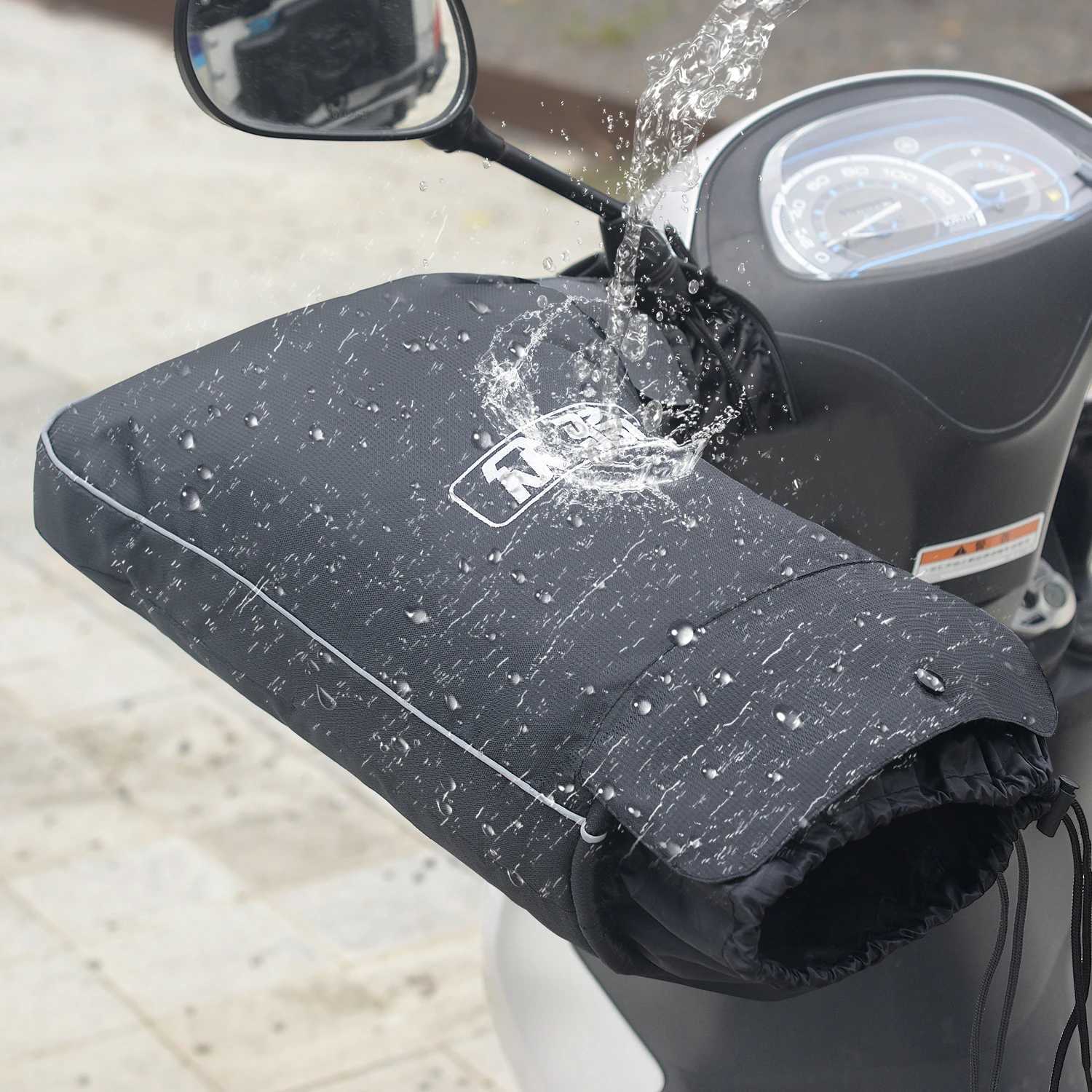 Motorcycle Scooter Thick Warm Handlebar Muff Waterproof Grip Handle Bar Muff Winter Protective Warmer Thermal Cover Gloves S25118